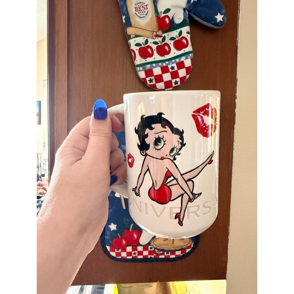 Universal Studios Betty Boop mug
